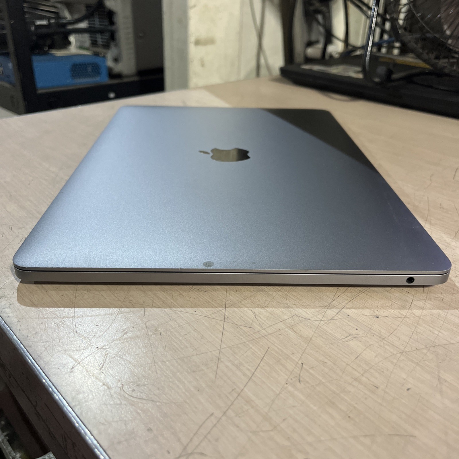 APPLE MACBOOK PRO 13″ MID-2017 CORE I5-7360U 2.3GHZ 8GB RAM NO HD