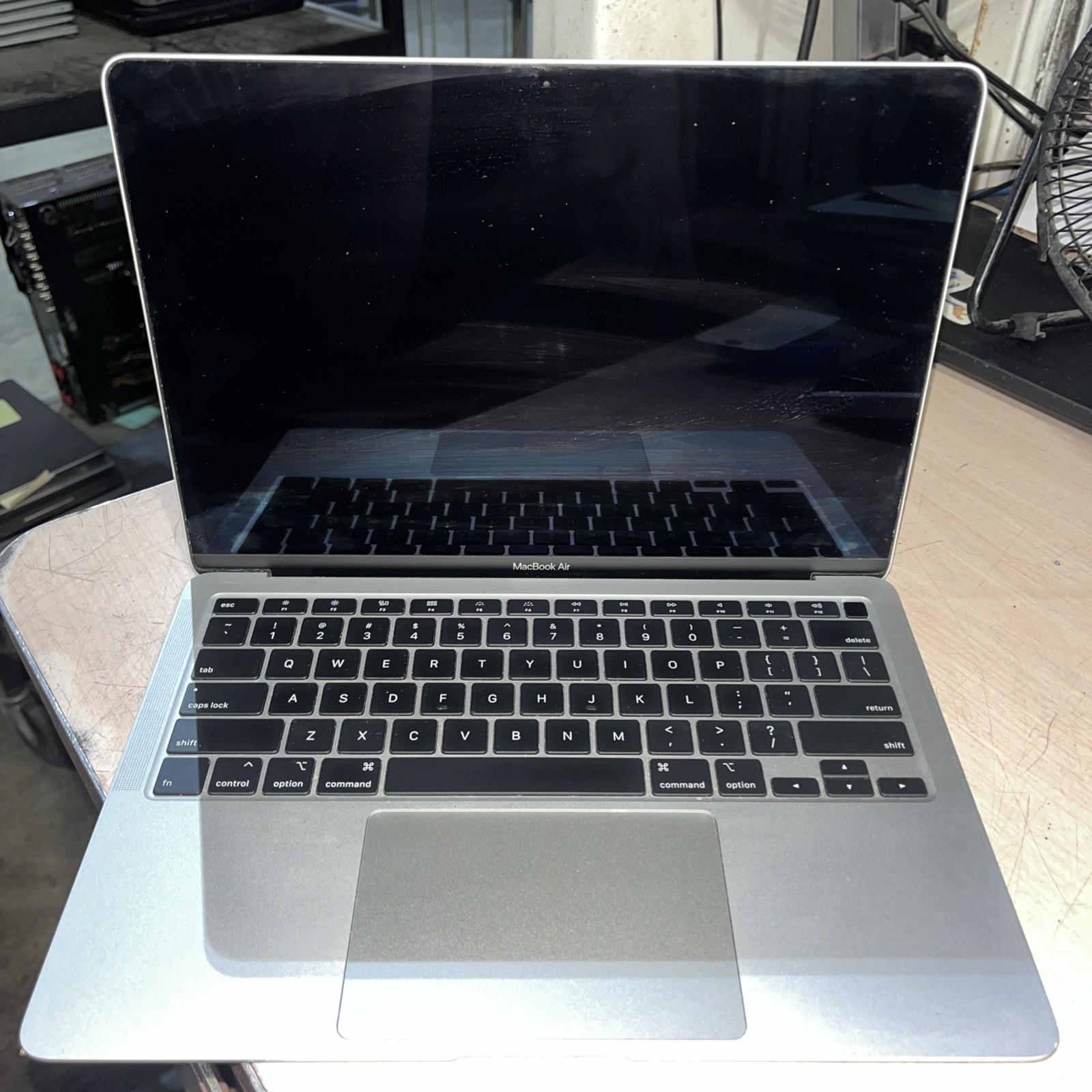 APPLE MACBOOK AIR 13″ SCISSOR, 2020 CORE I3-1000NG4 1.1GHZ 8GB RAM 256SSD