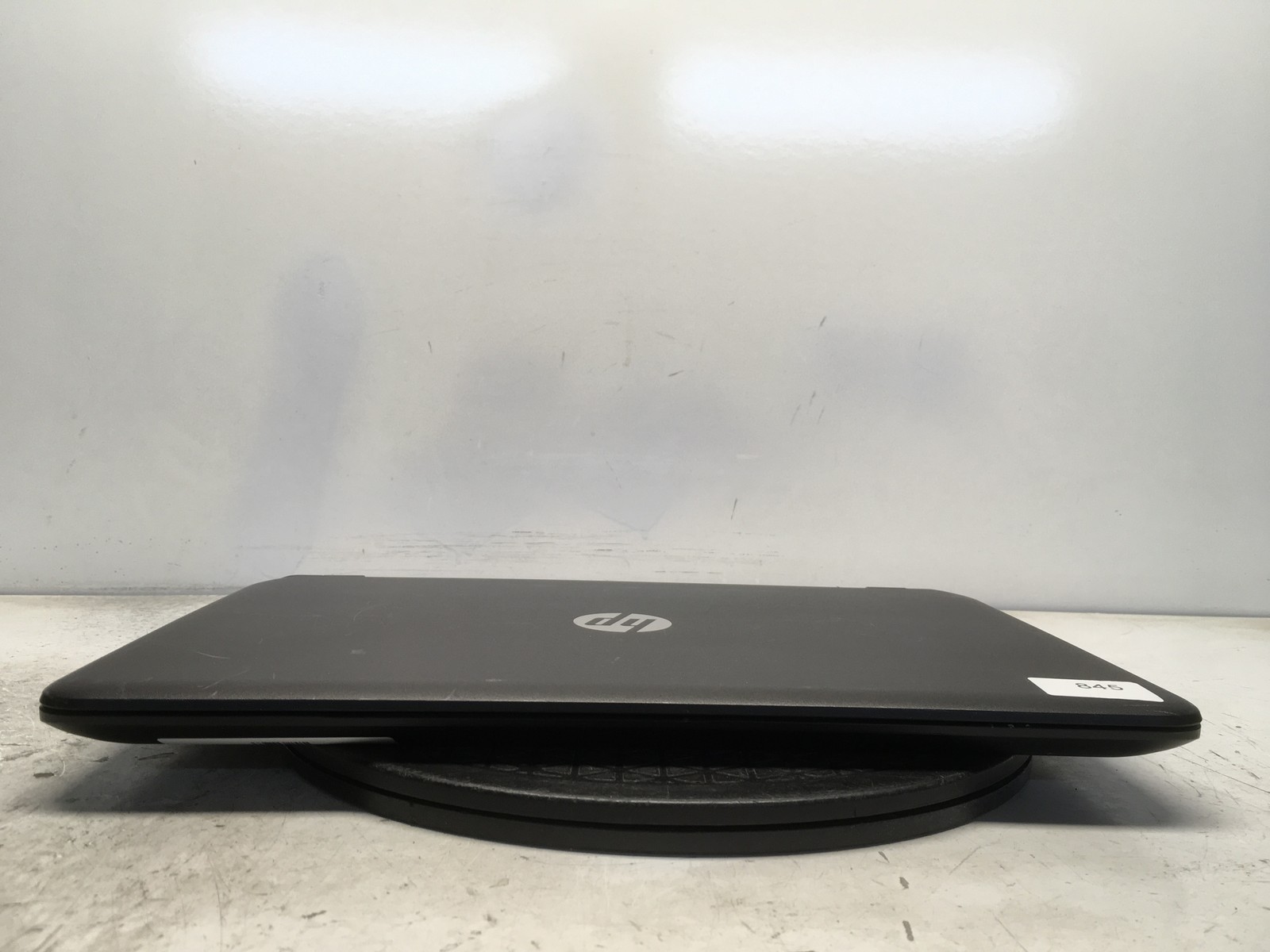 HP 15-F039WM Intel Celeron N2840 2.16GHz 4 GB NO HDD No Batt