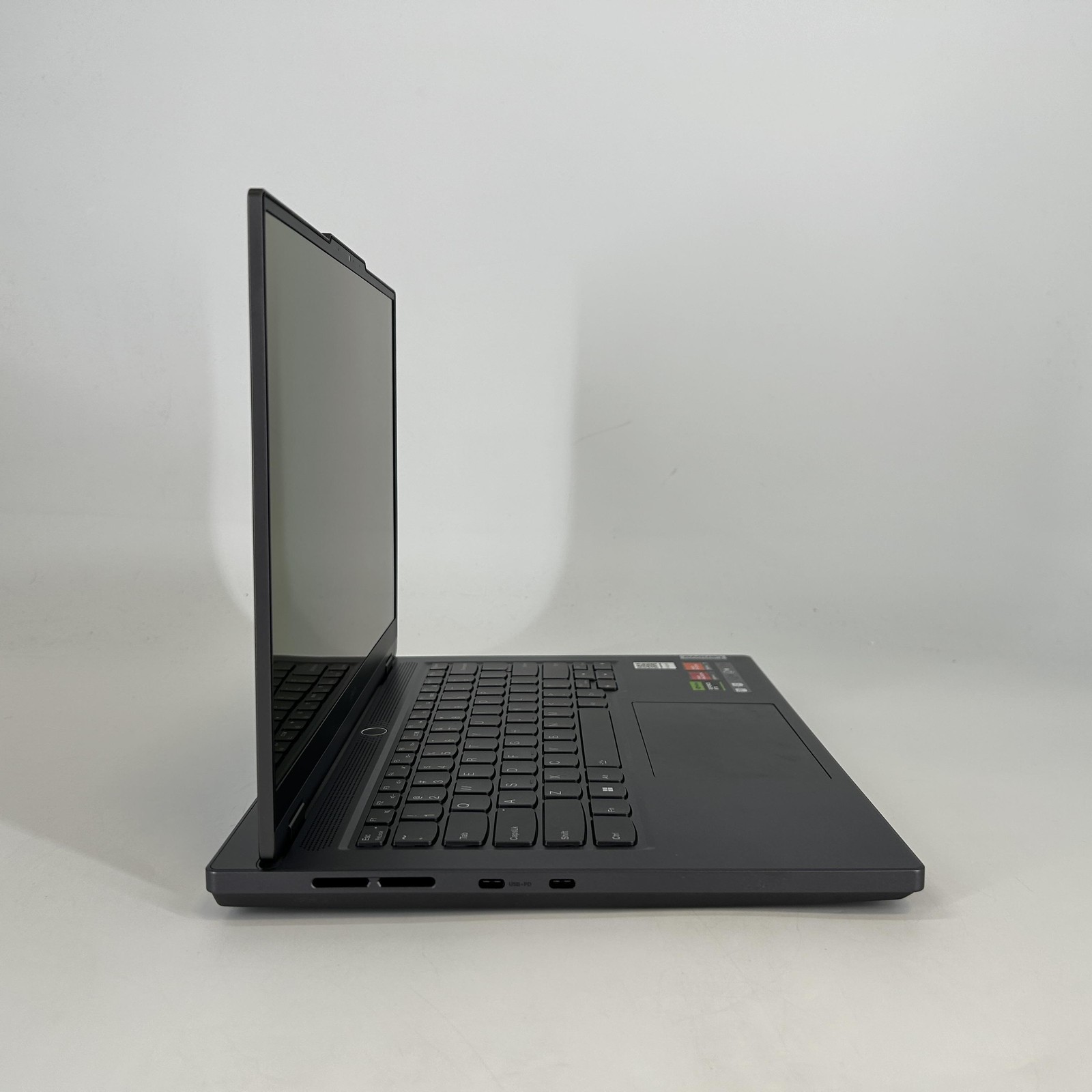 Lenovo Legion Slim 5 Gen 8 14 120Hz QHD+ 3.8GHz Ryzen 7 7840HS 16GB 1TB RTX 4060
