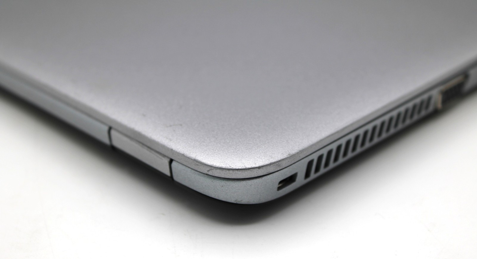 HP EliteBook Folio 9470m i5-3437U@1.9GHz 4GB DDR3 NO STORAGE OR OS *USED/TESTED*