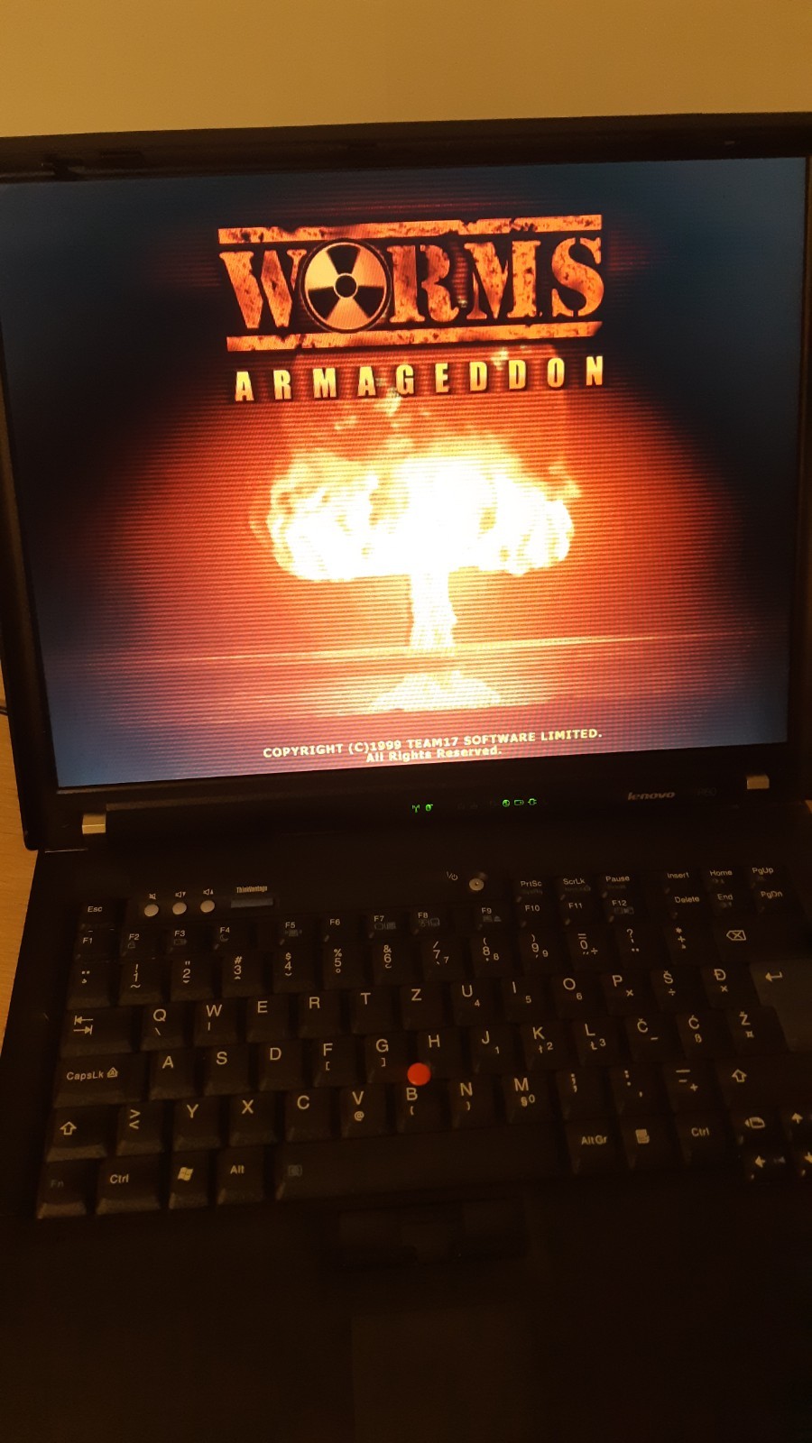 IBM ThinkPad R60 Core 2 Duo 15″ Windows 7 Ultimate
