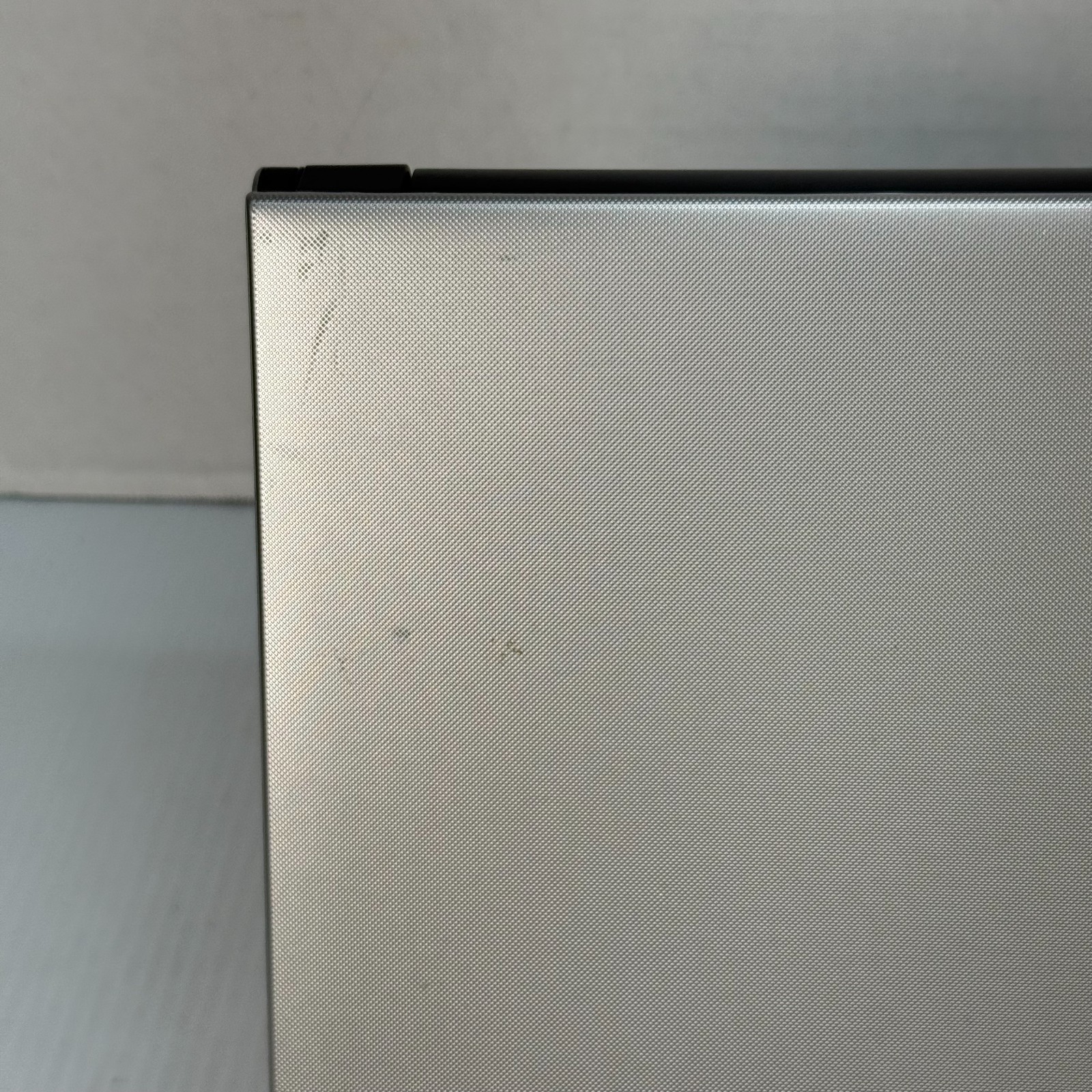 Dell Inspiron 5559 i5-6200U 15.6″ Laptop 120GB SSD 8GB RAM AS IS – BAD SCREEN