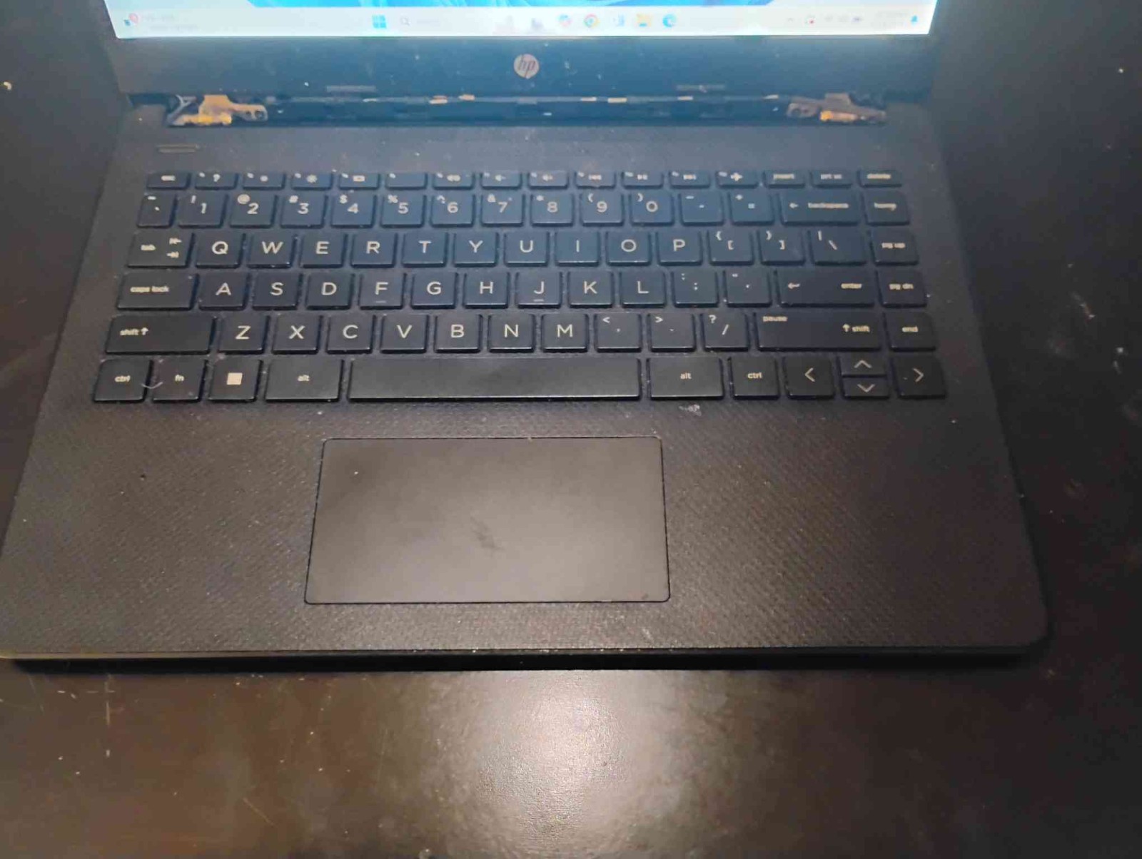 HP Laptop 14-dq0xxx, decent condition, black, 4 GB, charger included