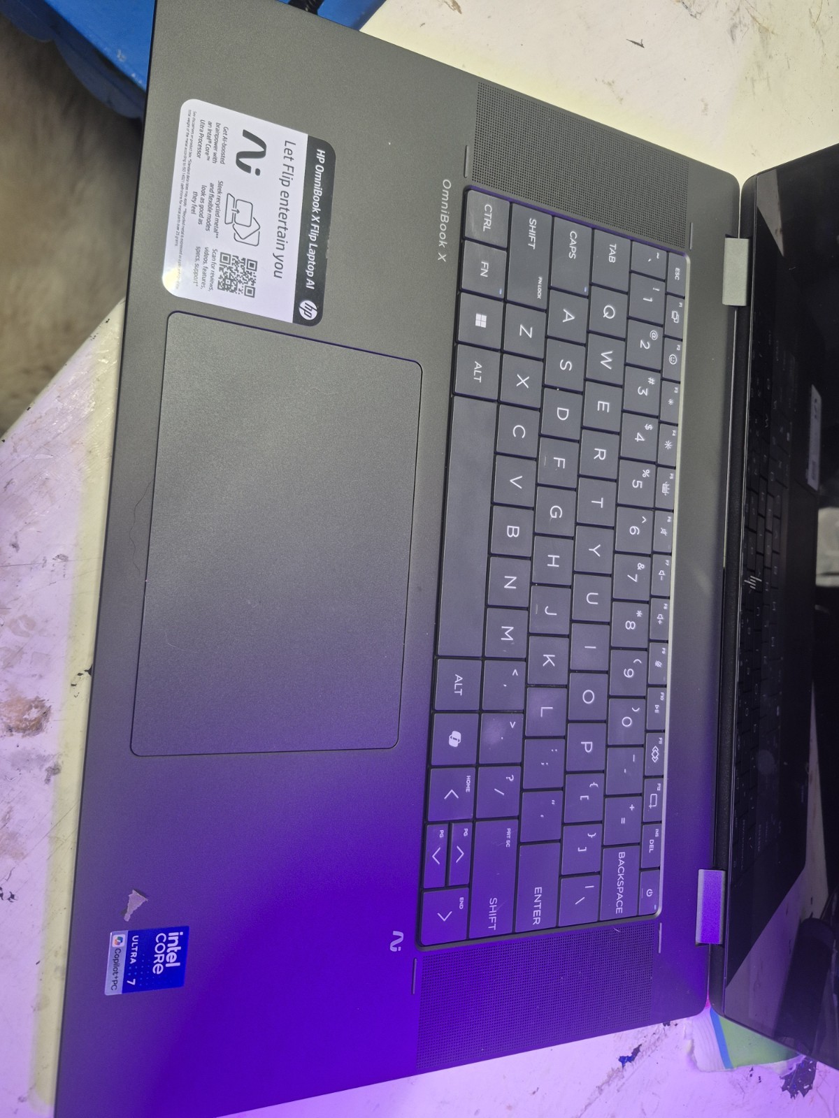 HP OmniBook X Flip AI Laptop 17.3″ Touchscreen Intel Ultra 7-258V 32GB 8TB SSD