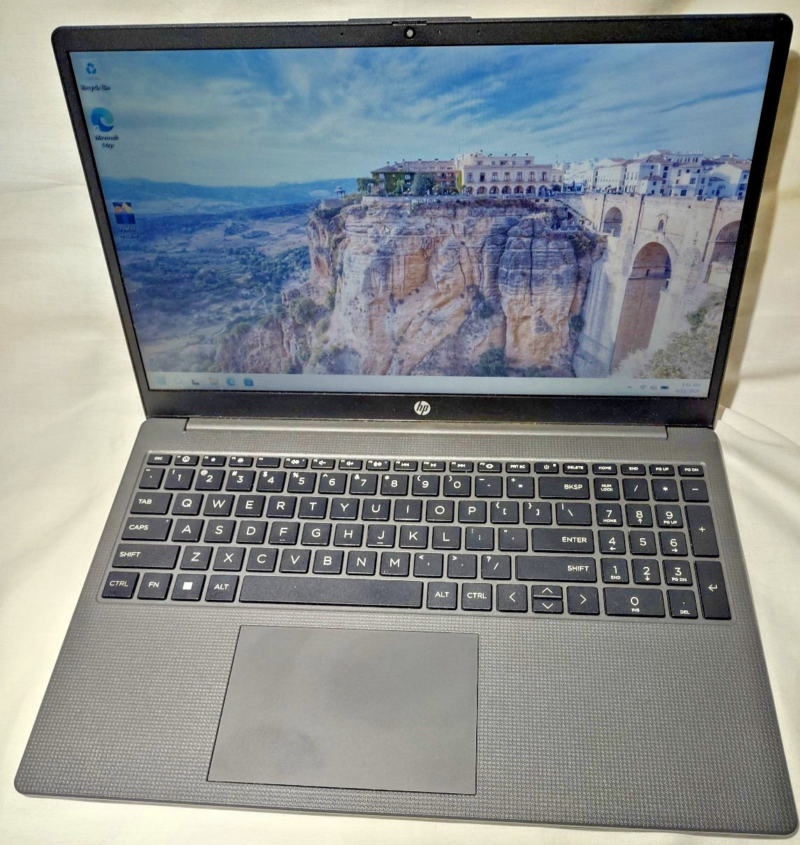 Used Laptop, Ryzen 3 7330U, 128GB SSD, 8GB DDR4, Win 11 Pro (See Notes)