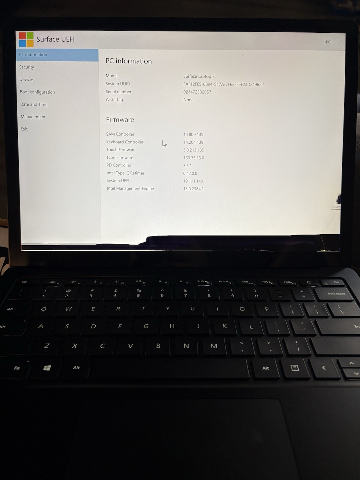 Cracked Microsoft Surface Laptop 3 13.5″ i5-1035G7 1.2GHz 8GB RAM 256GB SSD