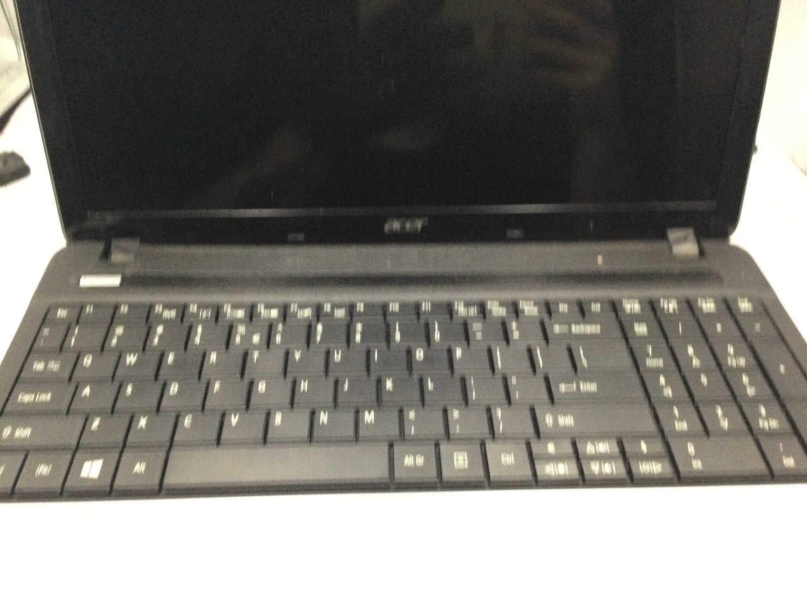 Acer Aspire E1 – Q5WPH – 15″ – FOR PARTS/NO POWER – Intel Core i5 – 2GB RAM – BB