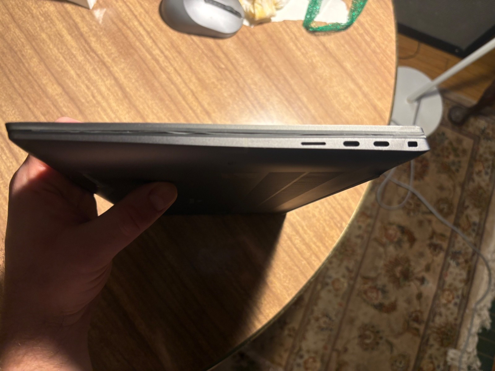 Dell Precision 5480: Core i7-13800H; 32GB RAM; 256GB SSD; Iris Xe Graphics Only