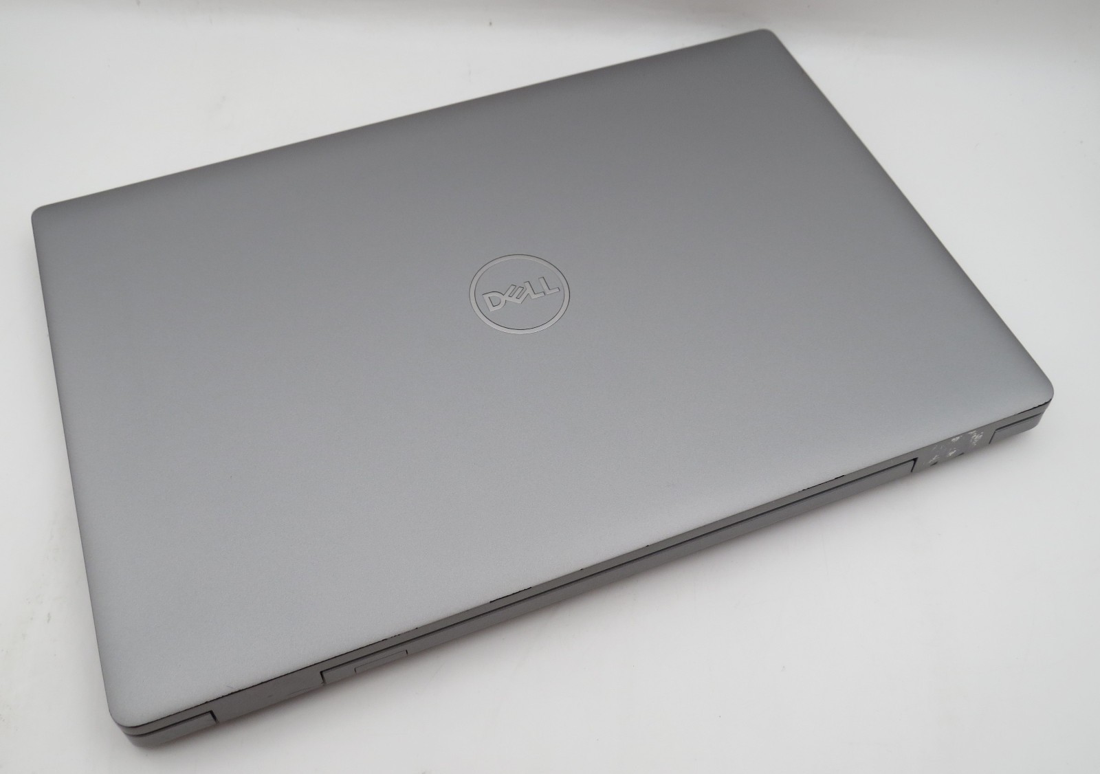 Dell Latitude 5530 i7-1255u @ 1.7GHz 32GB DDR4 256GB m2 15.6″ | Win 11