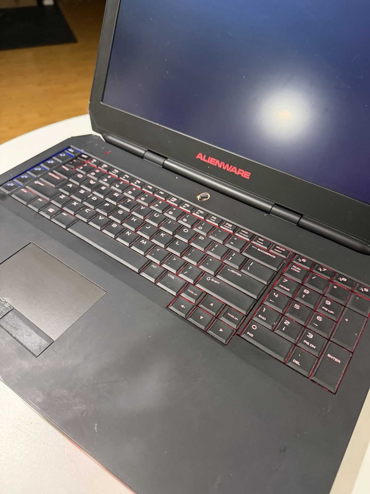 Alienware 17 R3 Gaming Laptop, Core i7 6th Gen/8gb Ram/1TB HDD PARTS REPAIR