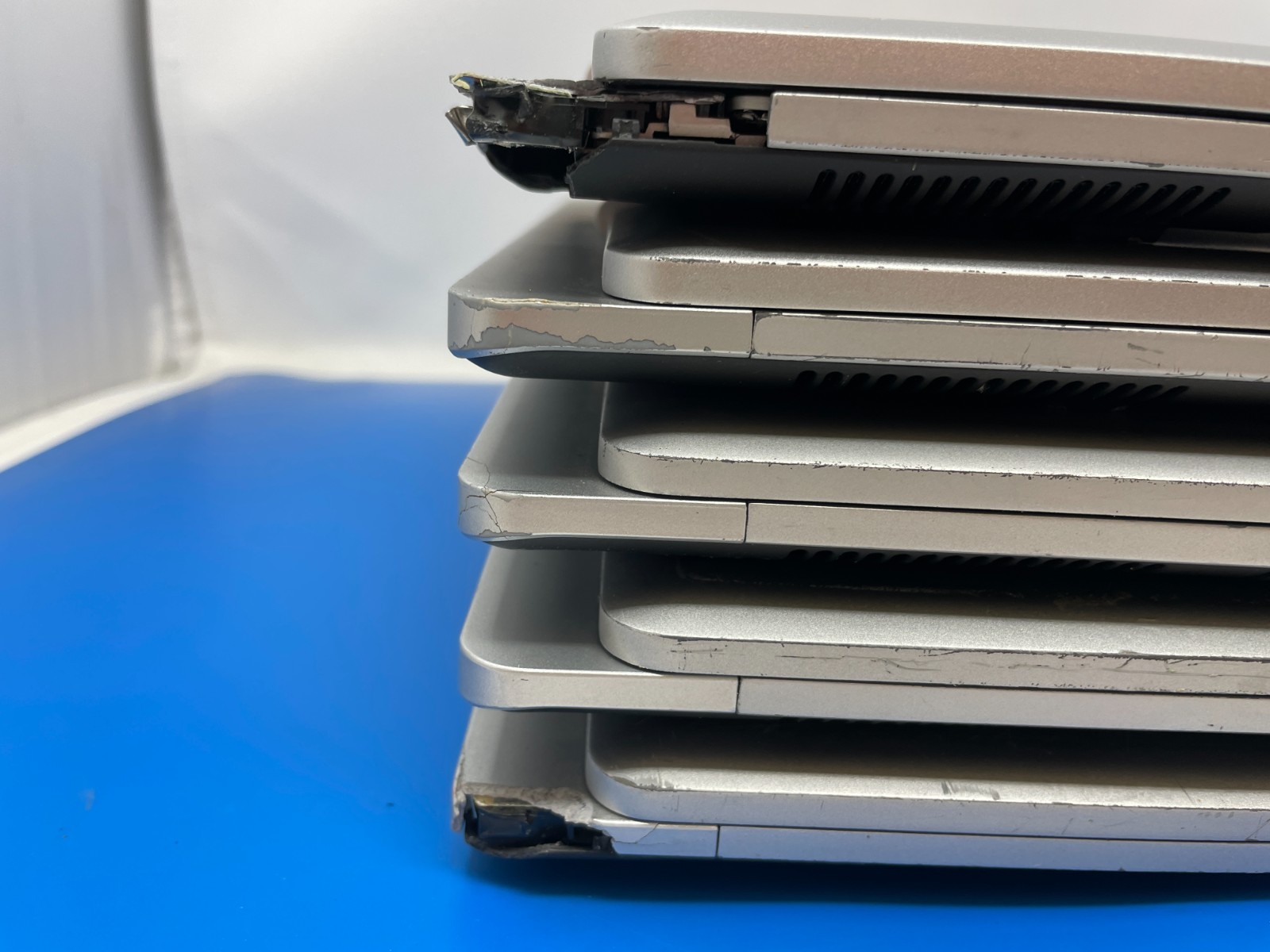 PARTS OR REPAIR: 5 HP EliteBook Revolve 810 G3 – i5 5200U 8GB RAM 256GB SSD