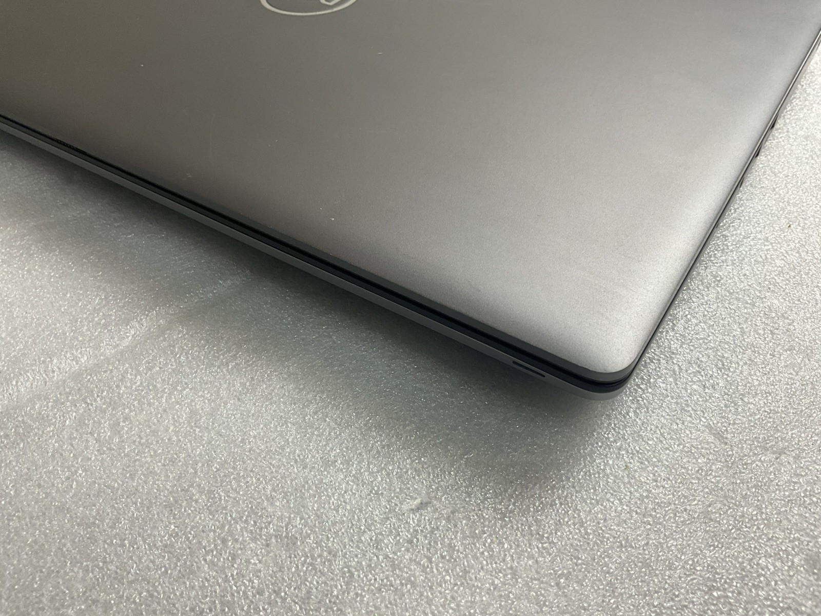 Dell Precision 7550 Laptop i7 10750H 2.6GHZ 15.6″ FHD 32GB 1TB NVMe Windows 11pr