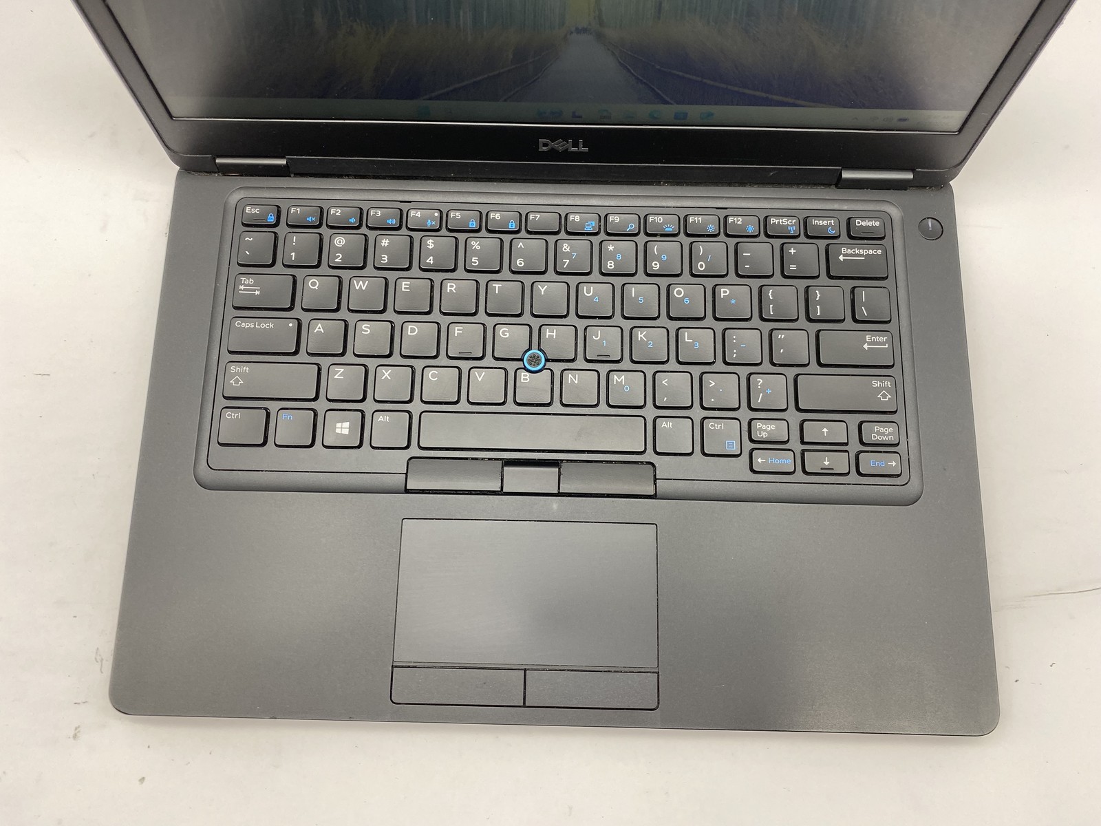 Dell Latitude 5490 Intel Core i5 8350U 1.7GHz 16GB 256GB SSD Windows 11 Pro