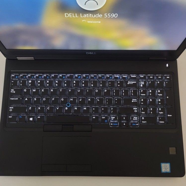 Dell 5590_Windows 11 PRO💻New 2TB SSD_24GB RAM📢Backlit_Webcam +Office 2024