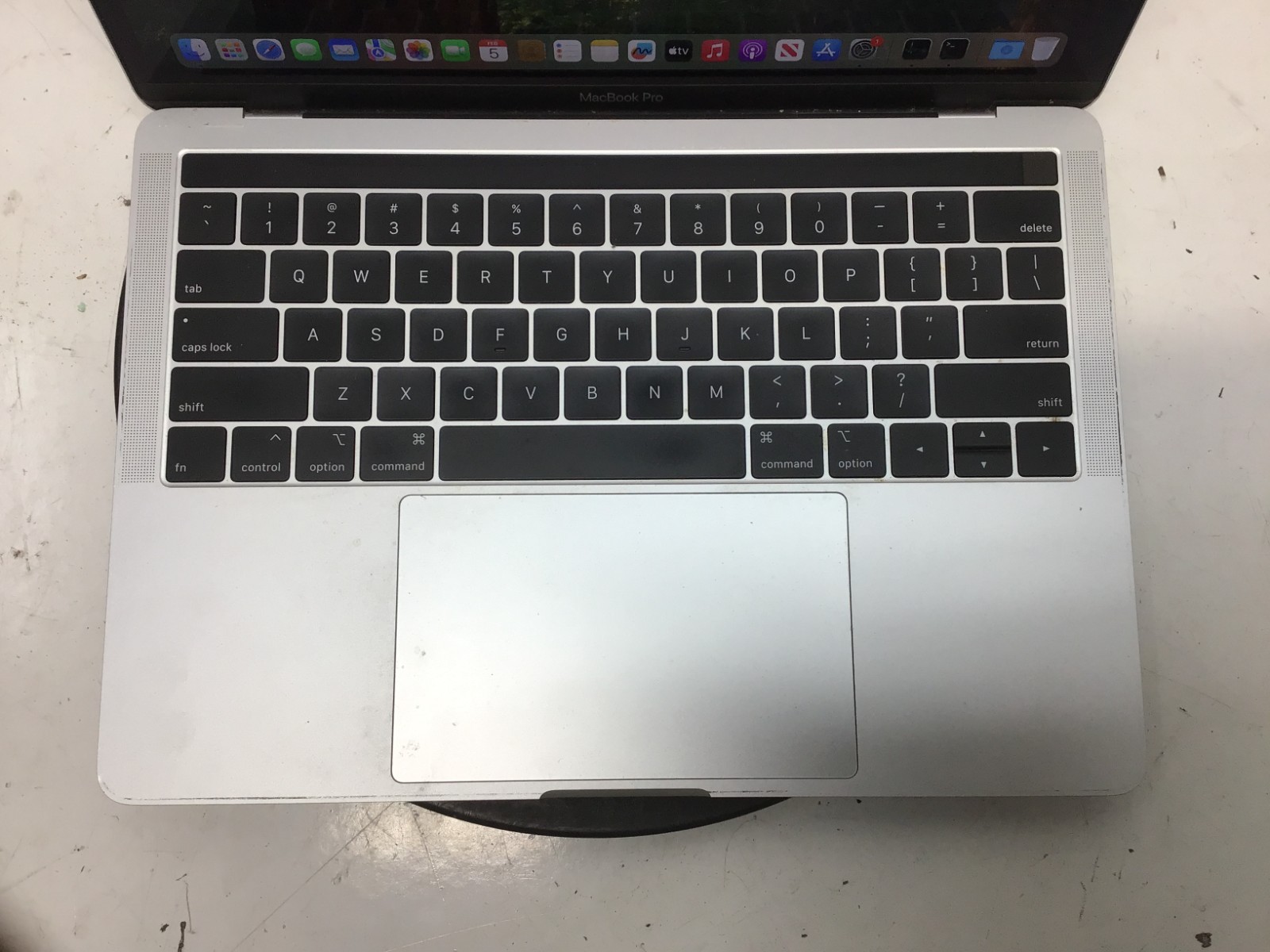 Apple MacBook Pro A1989 Intel Core i5 2.3GHz 16GB 500GB SSD
