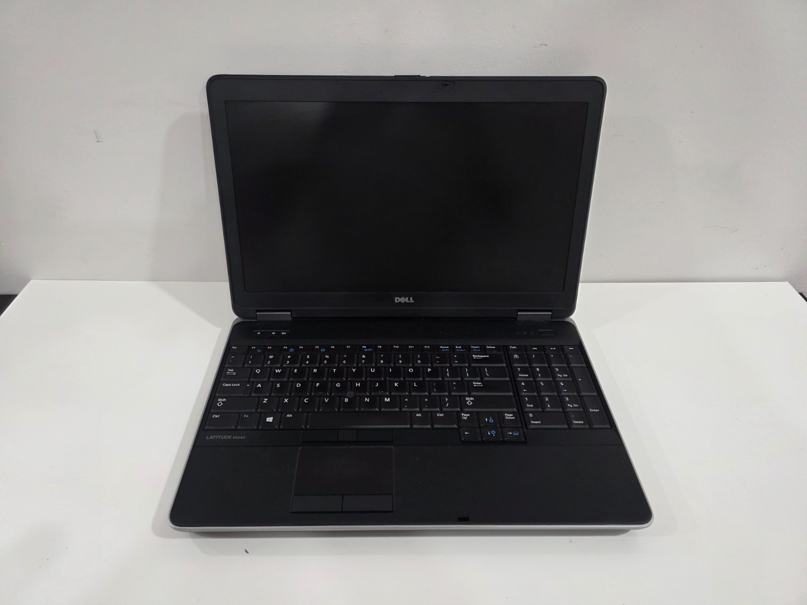 Dell Latitude E6540 Intel i5-4300M 8GB Bluetooth