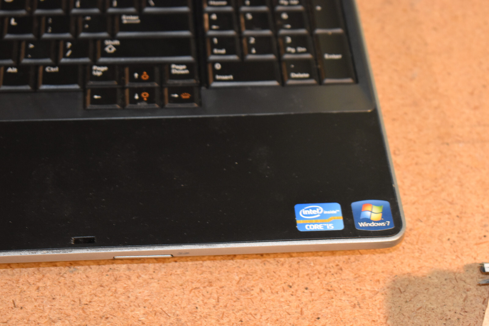 Dell Latitude E6530 Intel Core i5-3320M 4GB 320GB HD Windows XP Pro NVidia 5200M