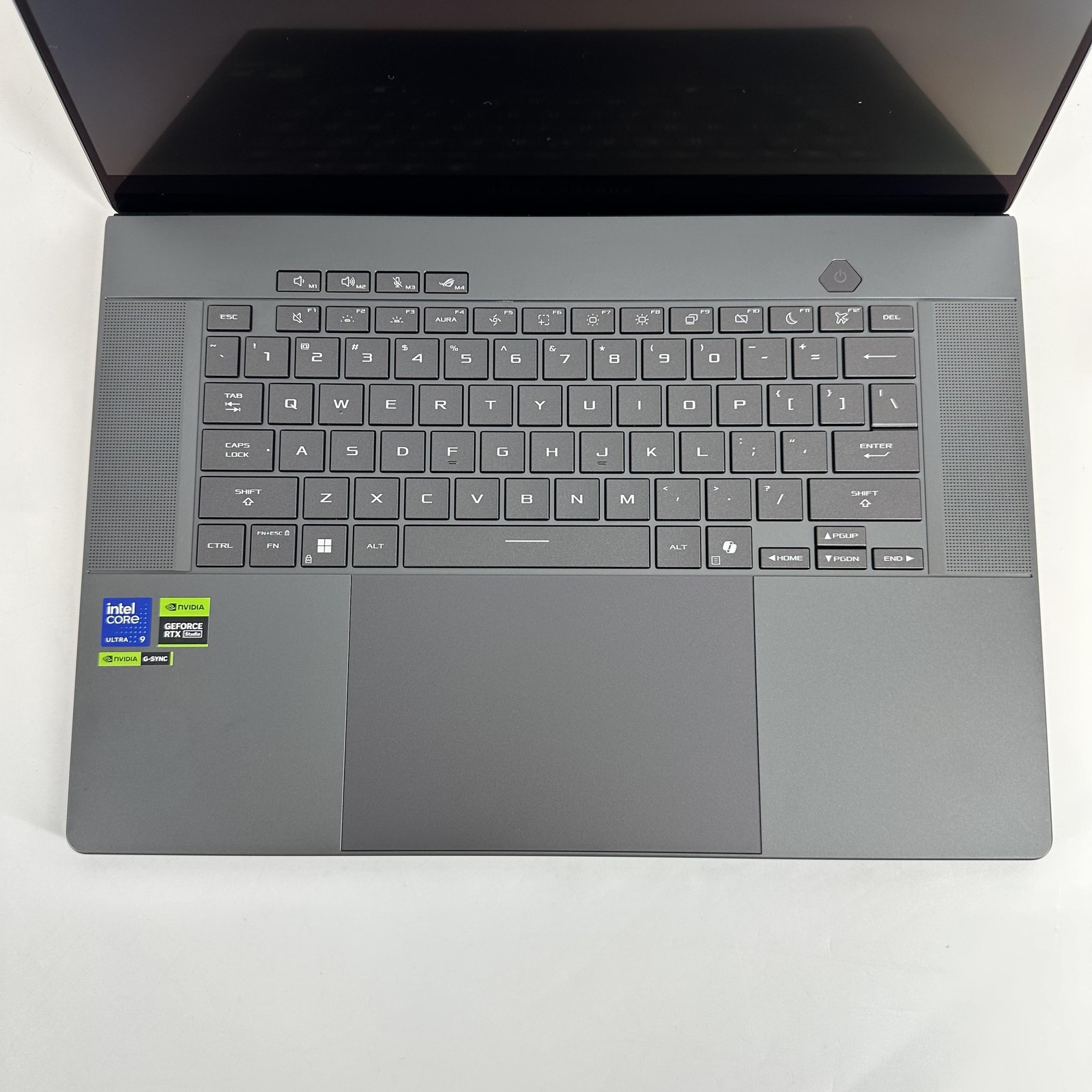 Asus ROG Zephyrus G16 GU605 240Hz QHD+ 2.9 GHz Ultra 9 285H 32GB 1TB RTX 5070 Ti
