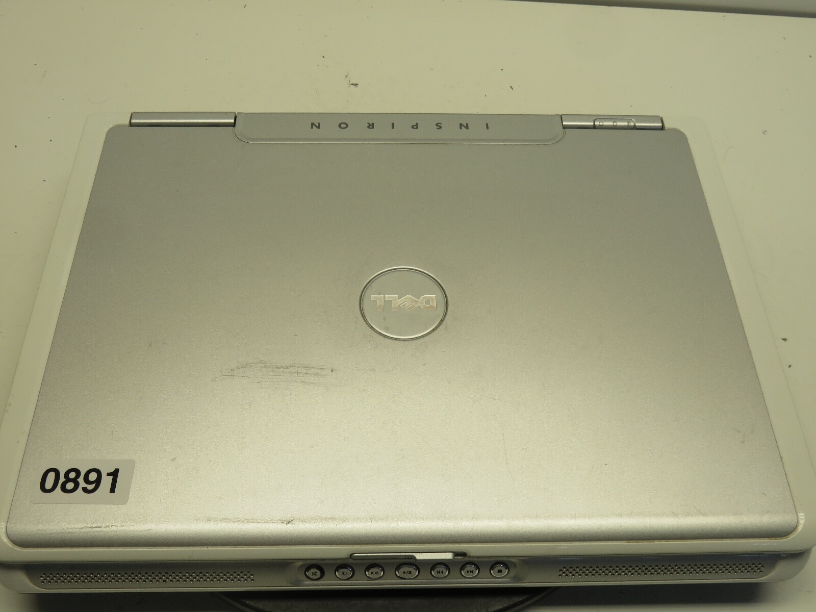 Dell Inspiron E1505 Intel Core 2 Duo Processor 1.00GHz 1GB 500 GB WIN XP NO BAT