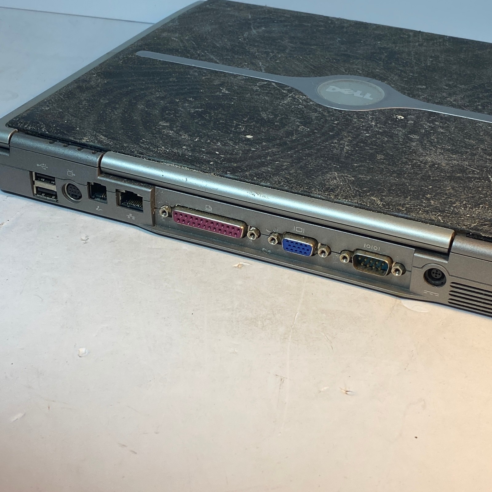 Dell Latitude D600 PP05L Laptop for Parts or Repair UNTESTED