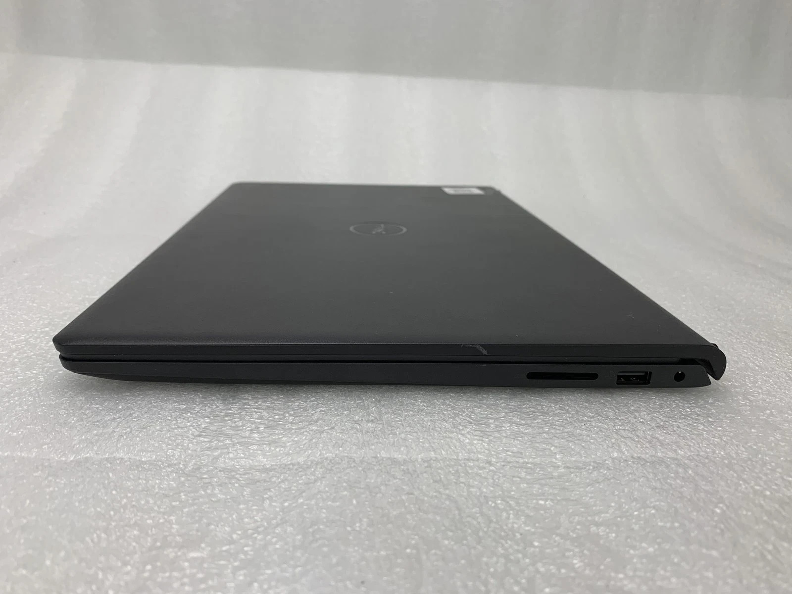 Dell Inspiron 3511 i5-1135G7 16GB 256GB NVMe 15.6″ FHD Touch Win 11 Office 2024