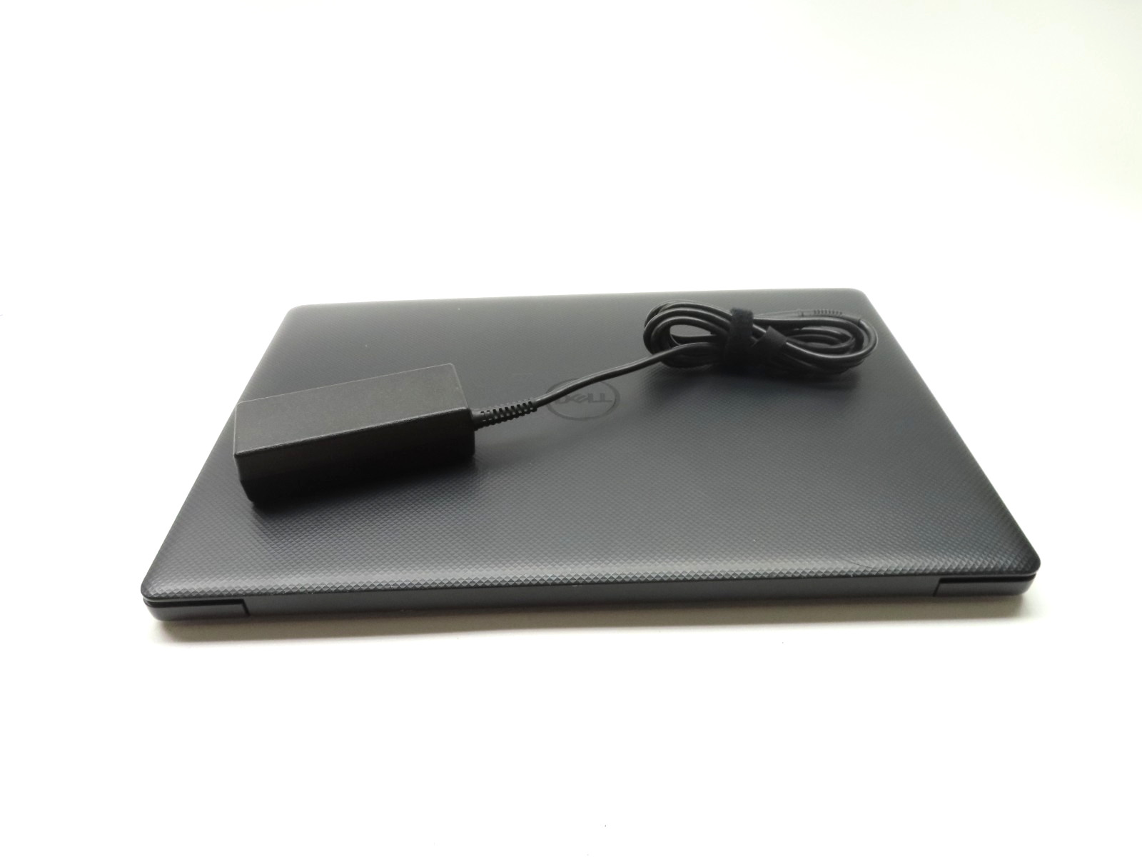 Dell Vostro 3590 15.6″ Intel Core i5-10210U 1.60GHz 16GB RAM 256GB SSD