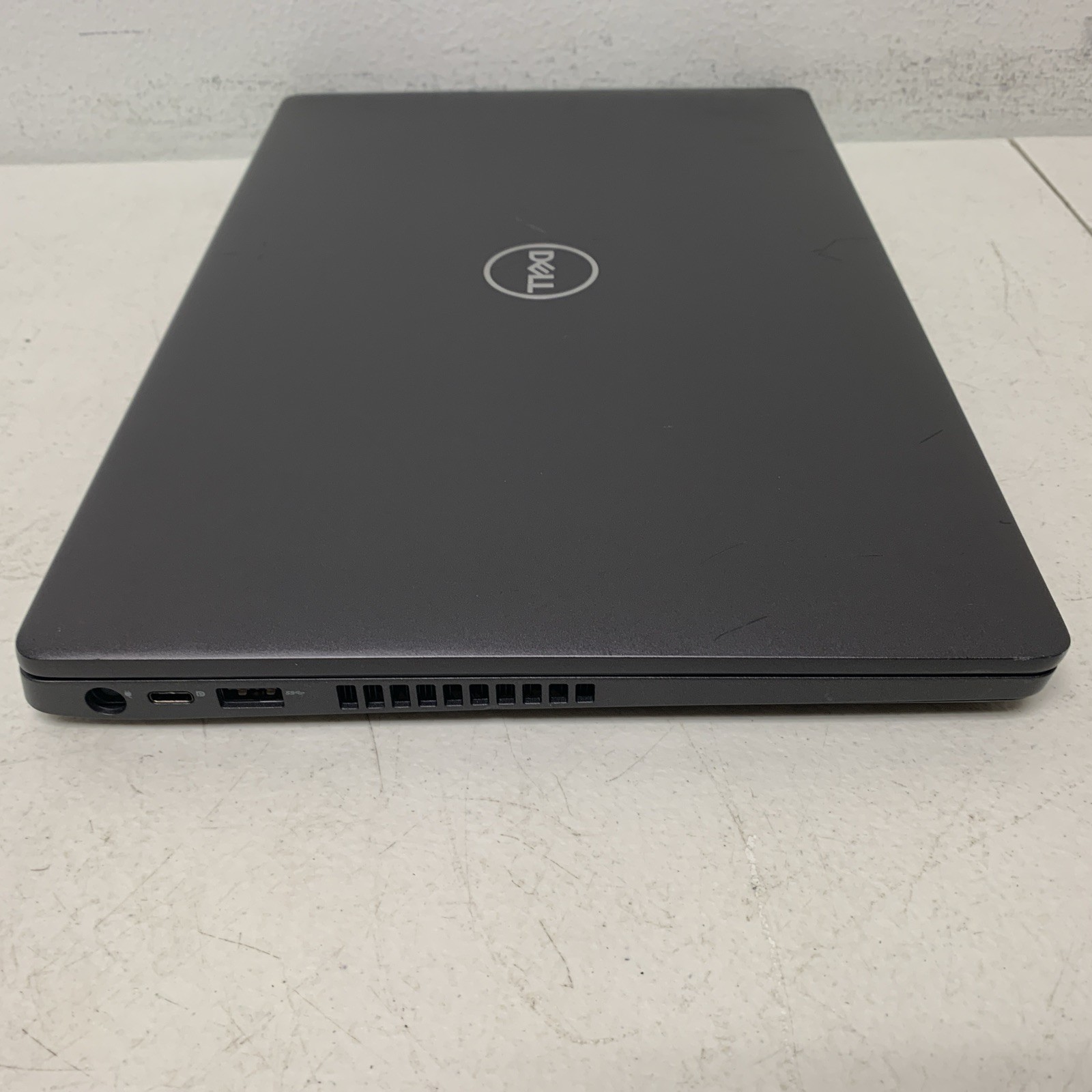 Dell Latitude 5400 14″ i7-8665U@1.9GHz, 12GB RAM, 256GB Ssd Win 11 Pro *