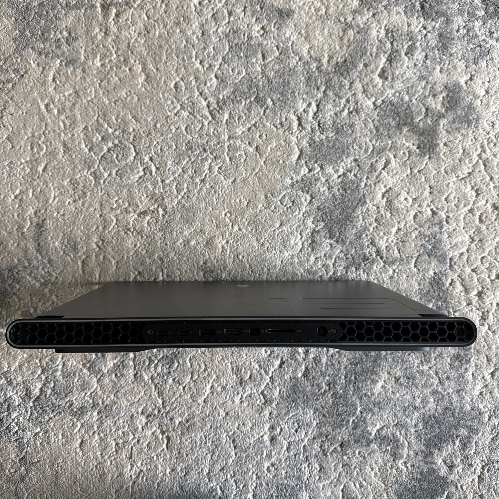 Dell Alienware M18 R1 i9-13900HX 64GB 2TB RTX 4090