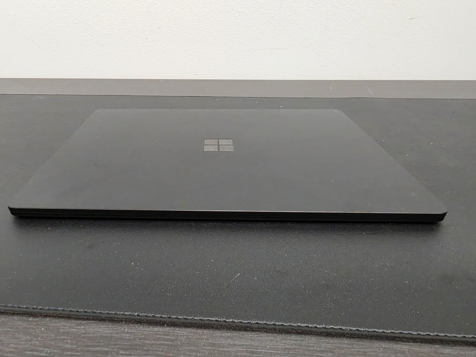 Microsoft Surface Laptop 4 – 13.5″ Touch i7 16GB Ram 512 GB SSD No OS ***READ***