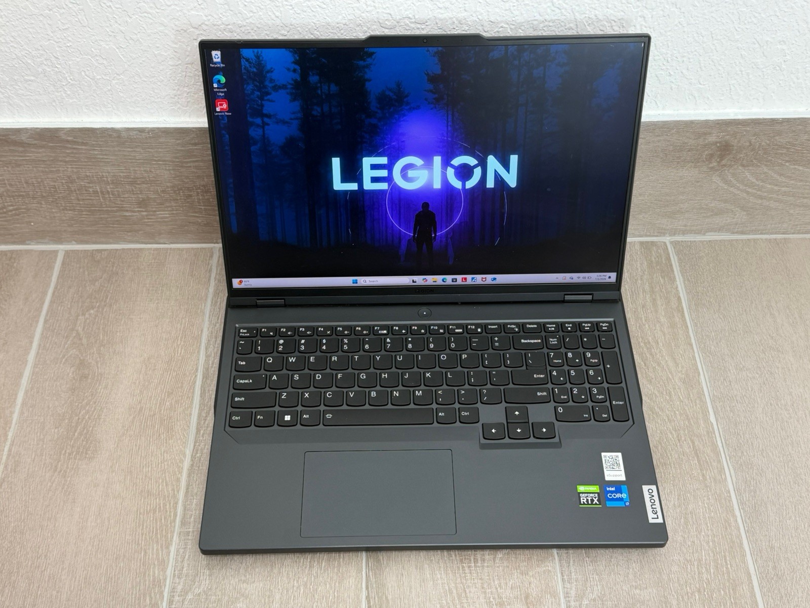 Legion Pro 5 16IRX8 16″ Core i7-13700HX GeForce RTX 4060 16GB RAM 512GB SSD