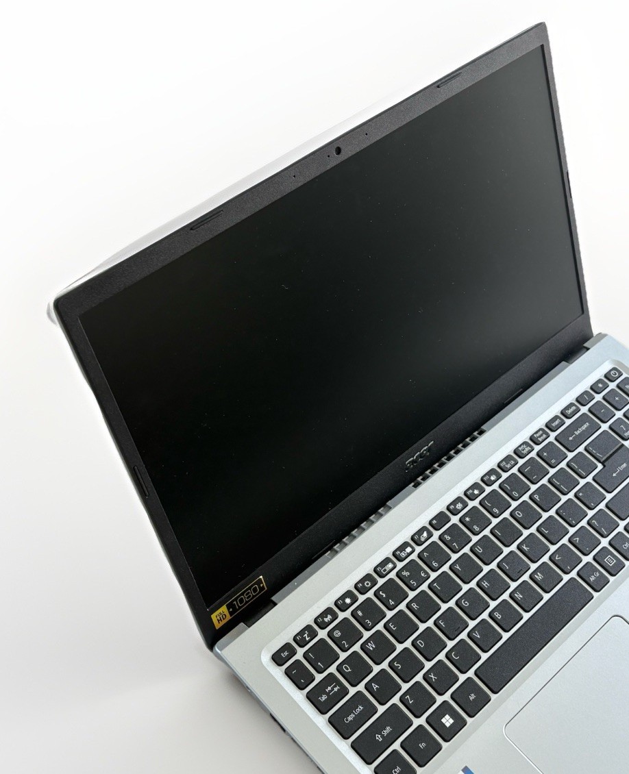 Acer Model N20C5 Aspire 3 256GB SSD+8GB RAM DDR4 Upgradeable Intel Core i5