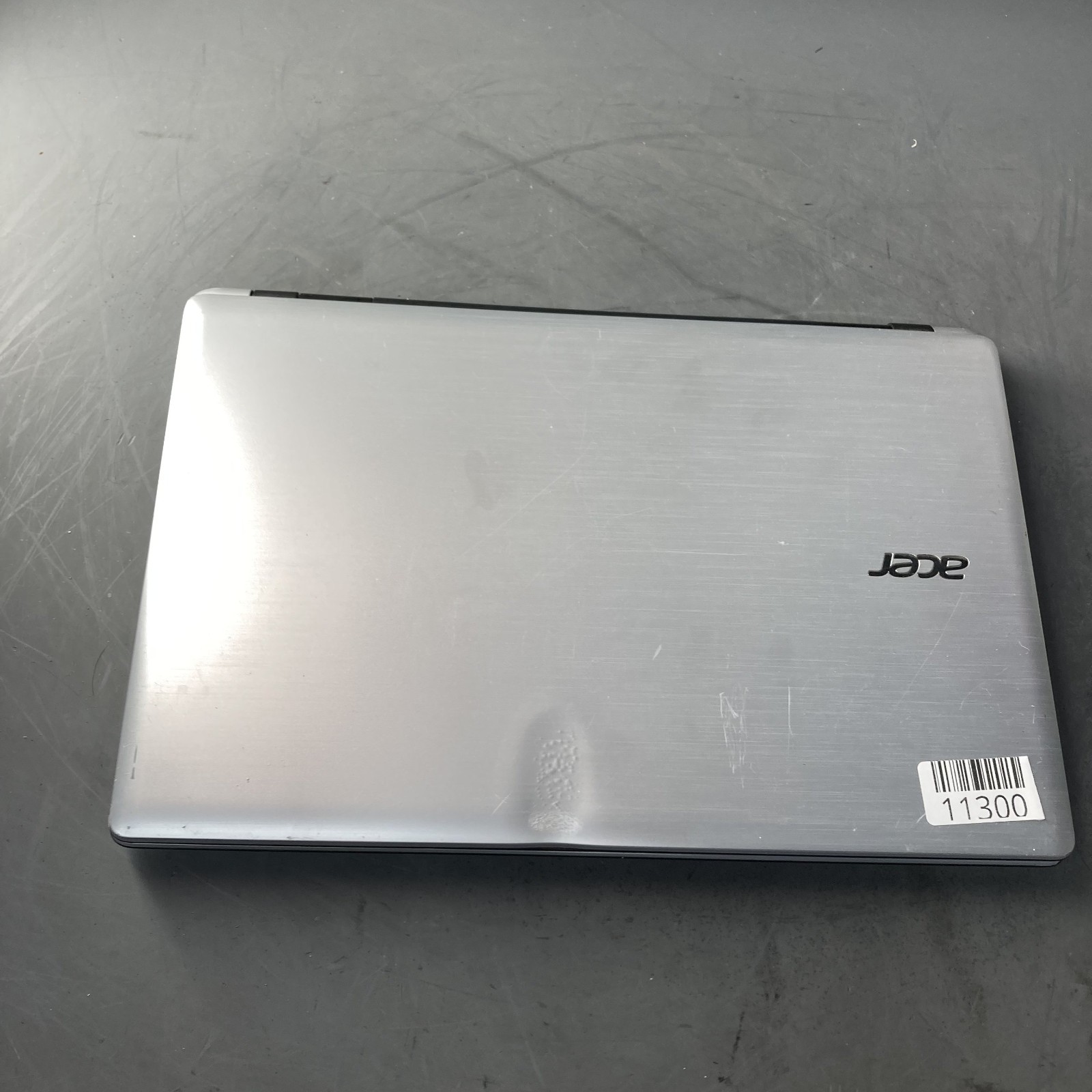 Acer Aspire V3-572P-326T 15.6″ Touch Laptop i3-4030U 1.90GHz 1TB HDD Screen Iss