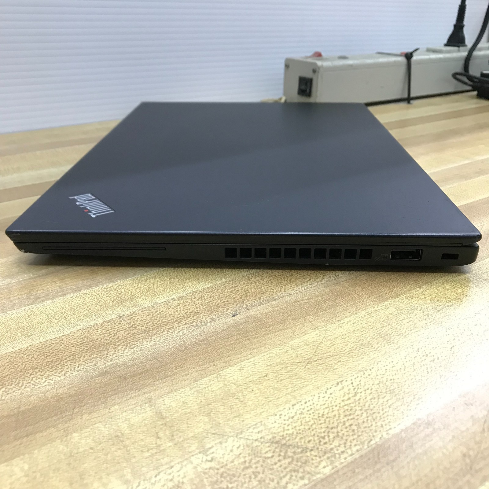 Lenovo ThinkPad X280 Touch Laptop i7-8550U 8GB RAM 256GB M.2 SSD Windows 11 Pro