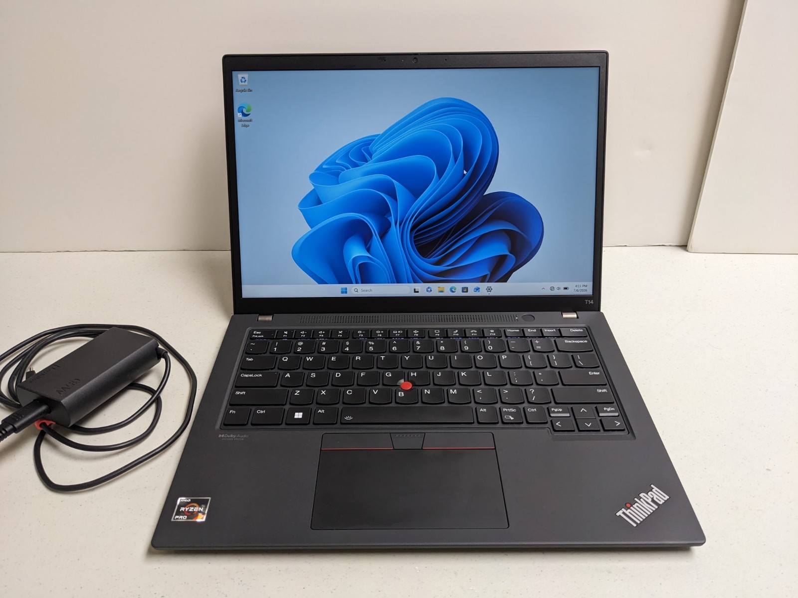 Lenovo Thinkpad T14 Gen3 Ryzen 7 6850U, 16gb RAM, 512GB SSD, touch, mfg warranty