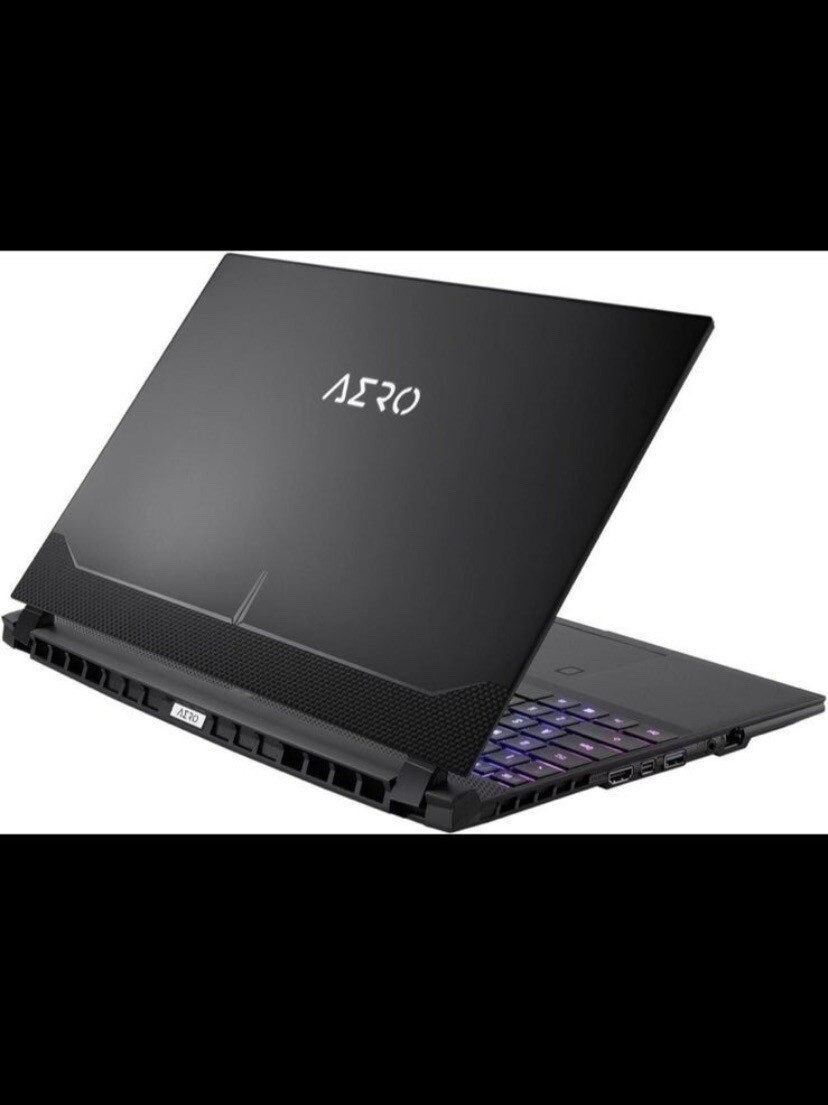 GIGABYTE AERO 15 OLED KD (1.5 TB SSD, Core i7-11800H, 3060) UHD Gaming Laptop