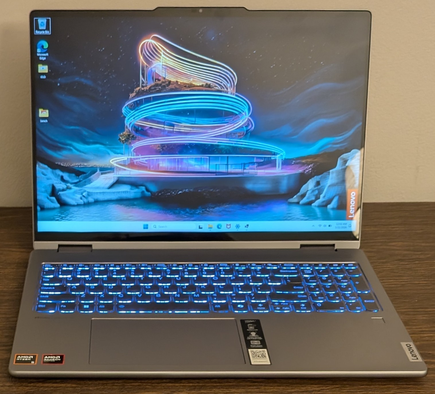 Lenovo Yoga 7 16″ 2-in-1 Touch (Ryzen 5 8640HS, 8GB RAM, 512GB SSD) Laptop