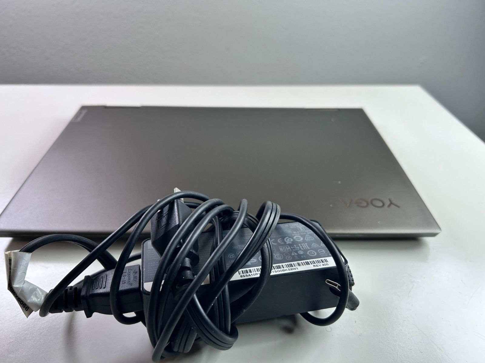 The Lenovo Yoga 7 14ITL5 (14-inch)11th Gen Intel Core i5-1135G7 processor, 12GB