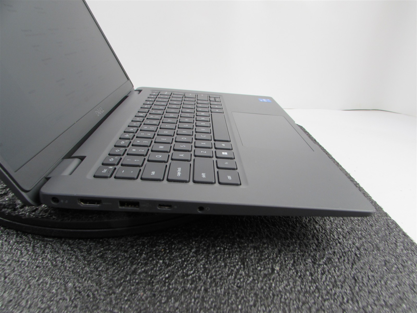 DELL LATITUDE 3440 1366X768 14″ CORE I5-1335U 256GB SSD 16GB RAM NO O.S