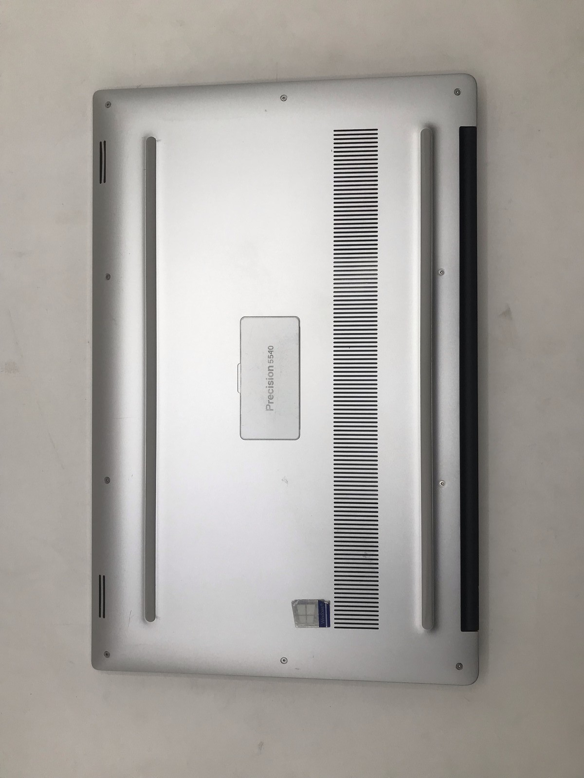 DELL PRECISION 5540 15″ i7 2.6GHz 16GB RAM 512GB–GRADE D