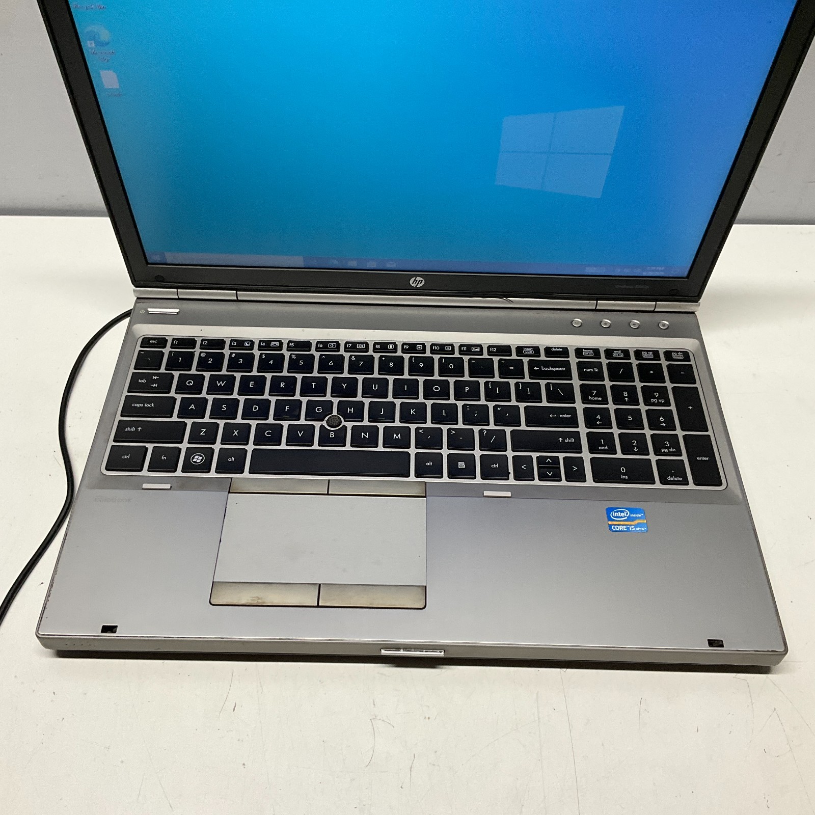 HP EliteBook 8560p 15.6″ Intel Core i5 2520M 2.50GHz 4GB RAM 320GB HDD NO BATT