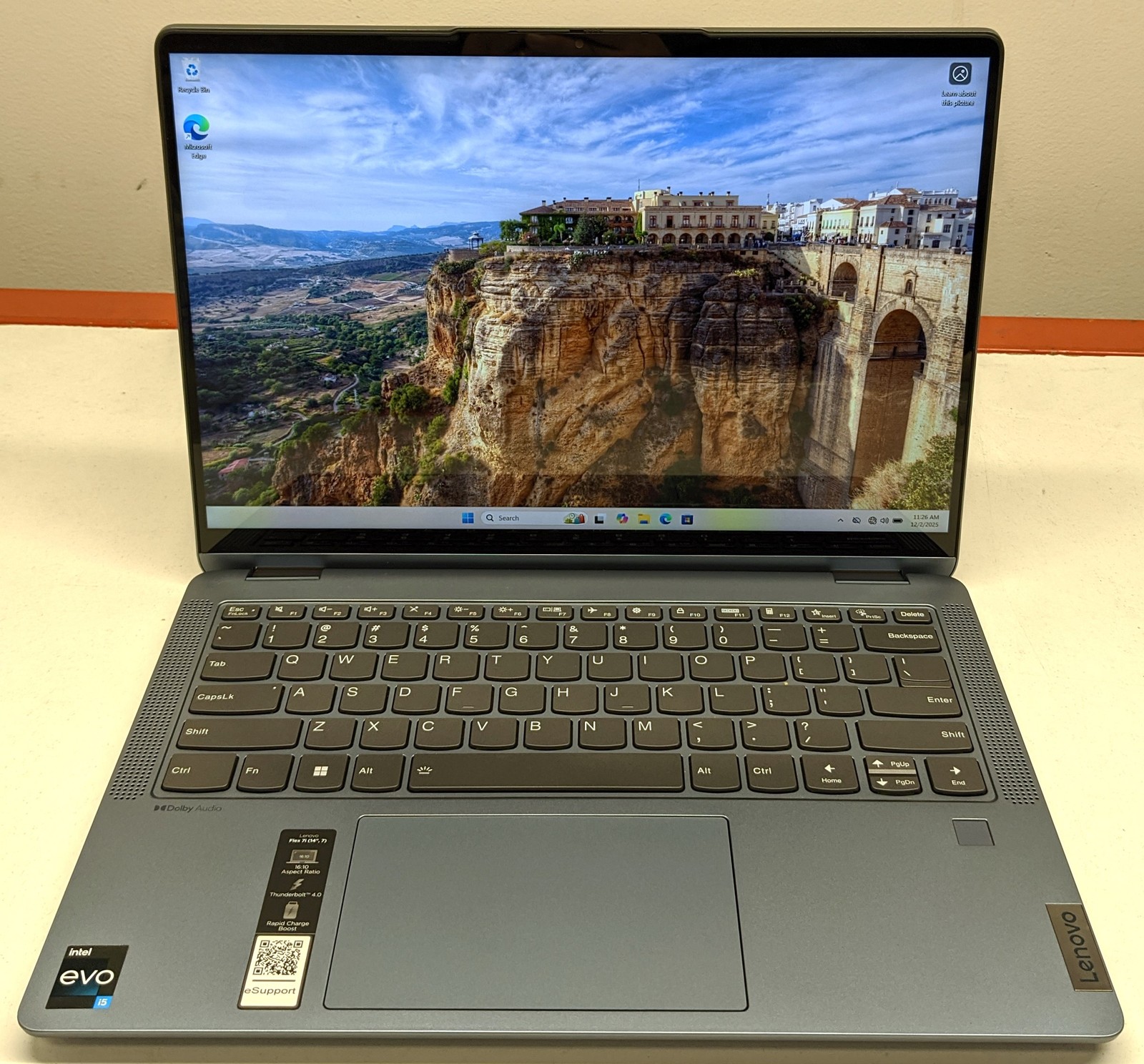 LENOVO FLEX 7 14IAU7 14.7in LAPTOP i5-1235U 8GB 512GB