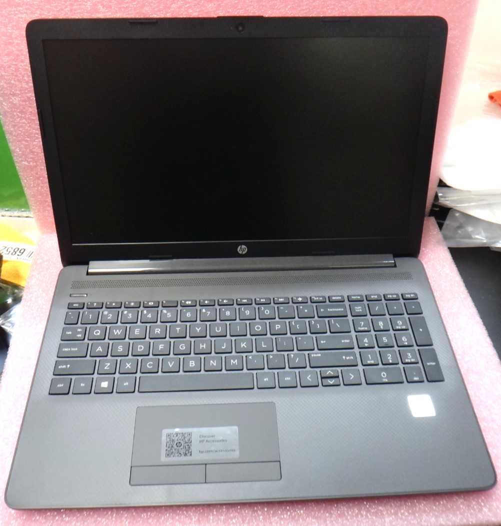 HP 250 G7 15.6″ Intel Core i3 10th Gen i3 1005G1 4 GB RAM 256 GB SSD Windows 10