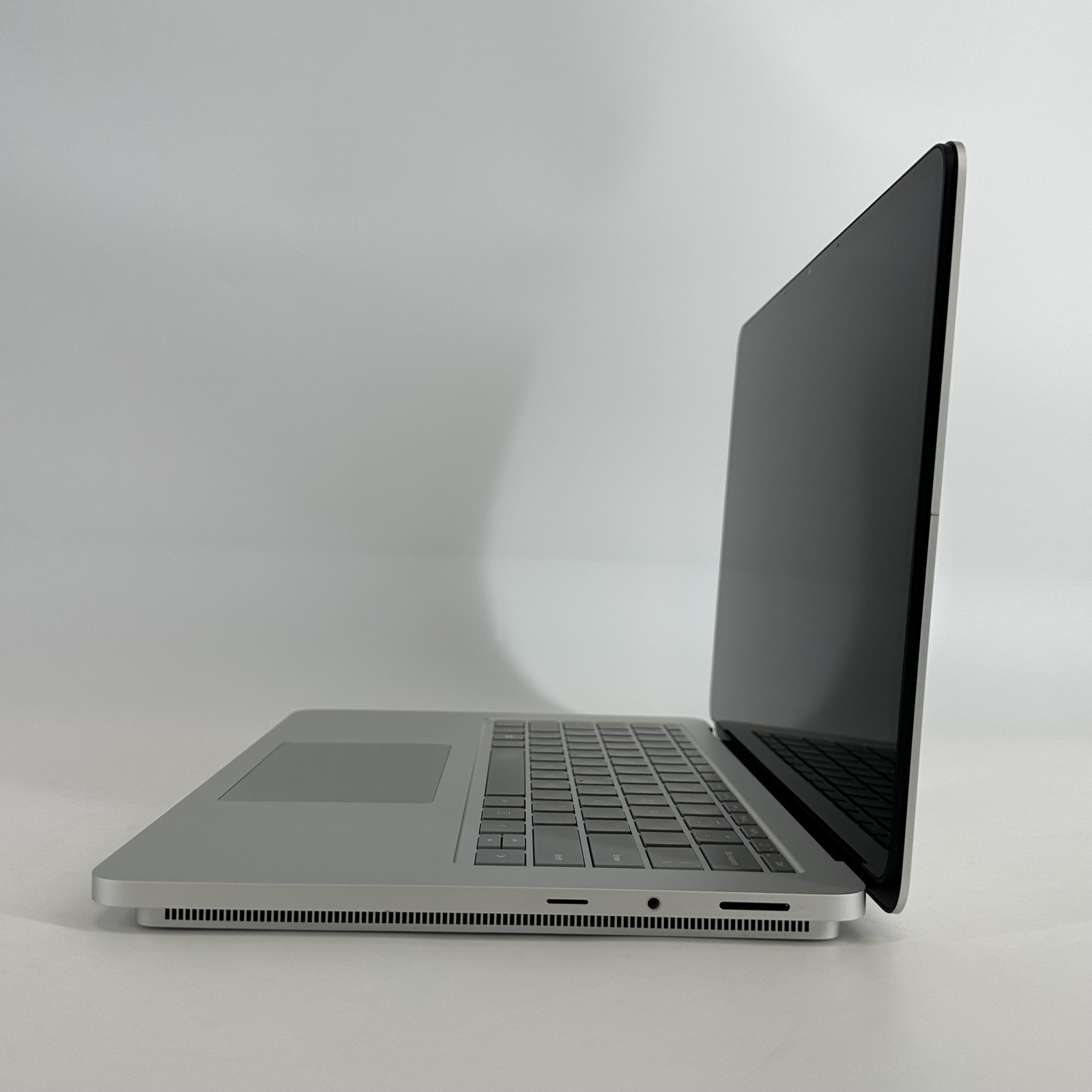 Microsoft Surface Laptop Studio 2 14 2K TOUCH i7-13700H 32GB 1TB RTX 2000 Ada