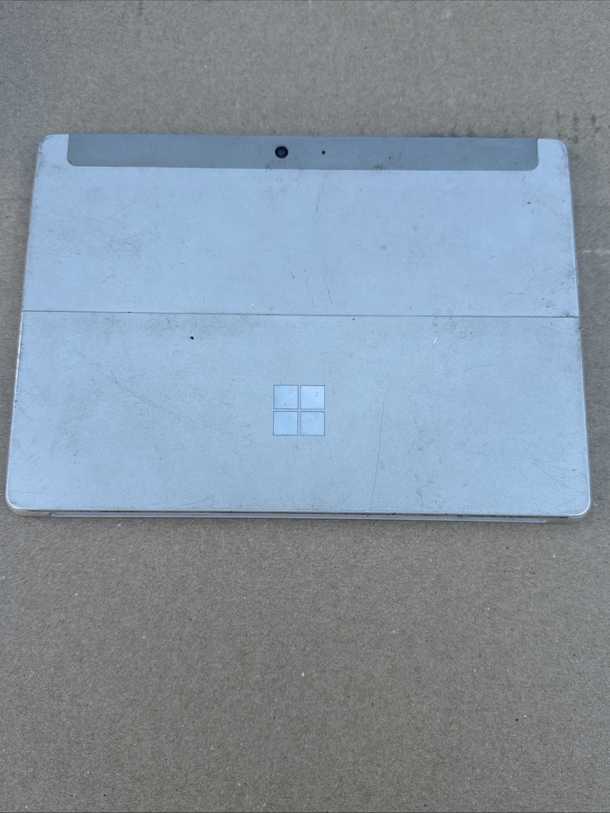 Microsoft Surface Go 1825 4415Y 1.6GHz 8GB RAM 128GB **FOR PARTS/ REPAIR**