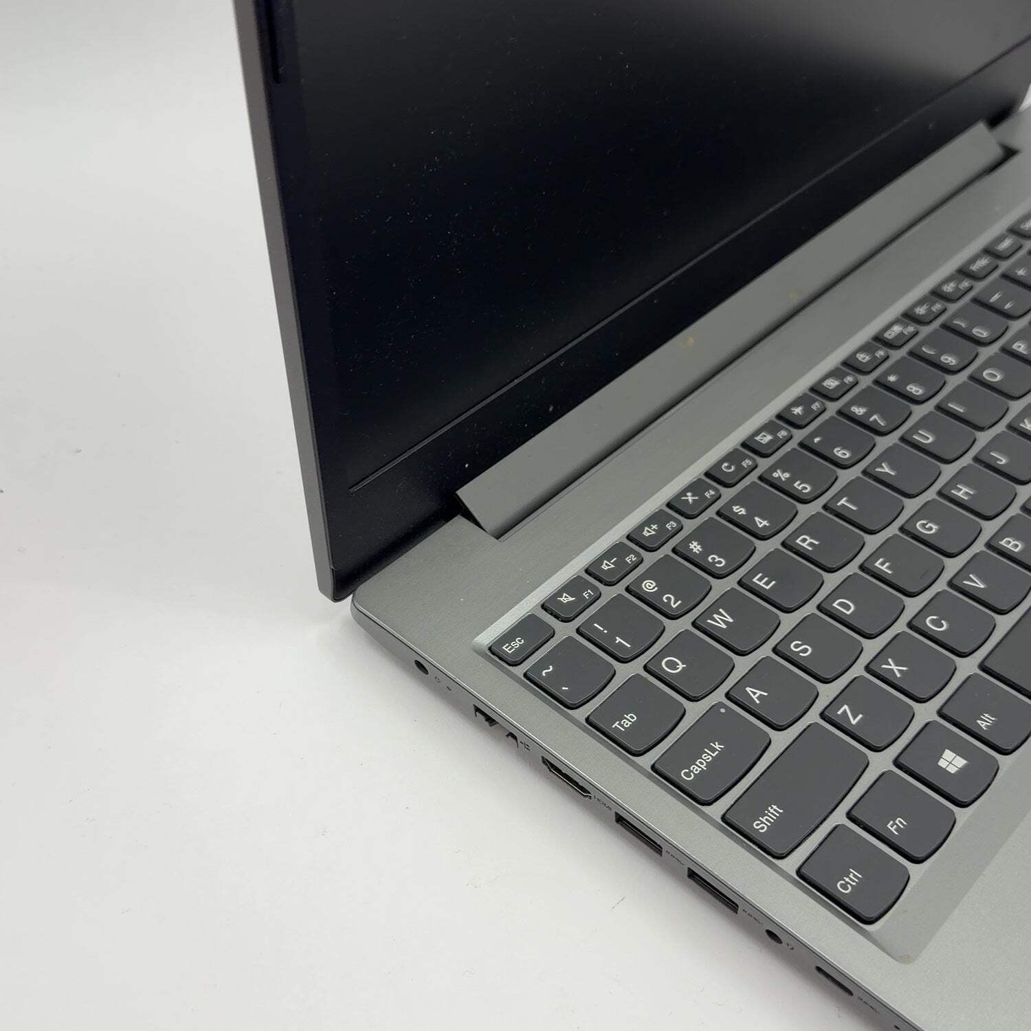 Lenovo IdeaPad L340 15.6″ i3-8145U 2.1GHz 8GB RAM 1TB HDD