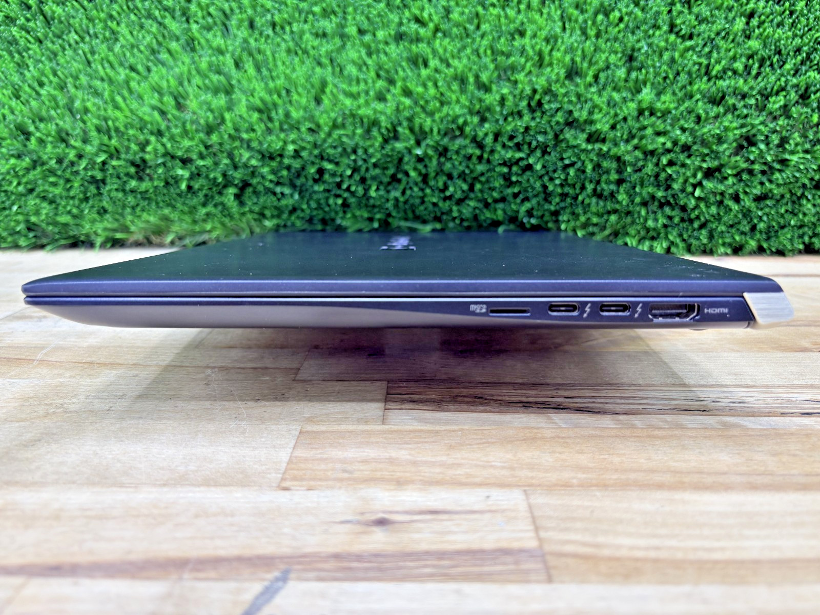 Toshiba DynaBook Intel i7-10th Gen 1.10GHz 16GB RAM 256GB SSD Win 11 Pro B.L.*