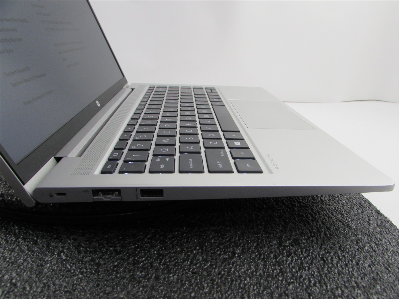 HP PROBOOK 445 (G8) FHD AMD RYZEN 5 5600U 512GB SSD 16GB RAM AMD GPU WIN 11 PRO