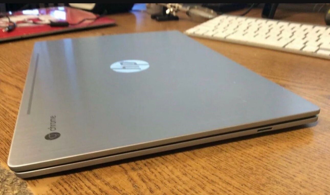 HP Chromebook 13 G1 13.3in. (32GB, Intel 2.8GHz, 8GB) Silver/ Working