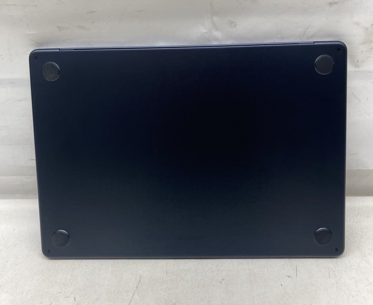 Apple MacBook Air 15″ M2 2TB/24GB Laptop Model: A2941 (CMP125869)